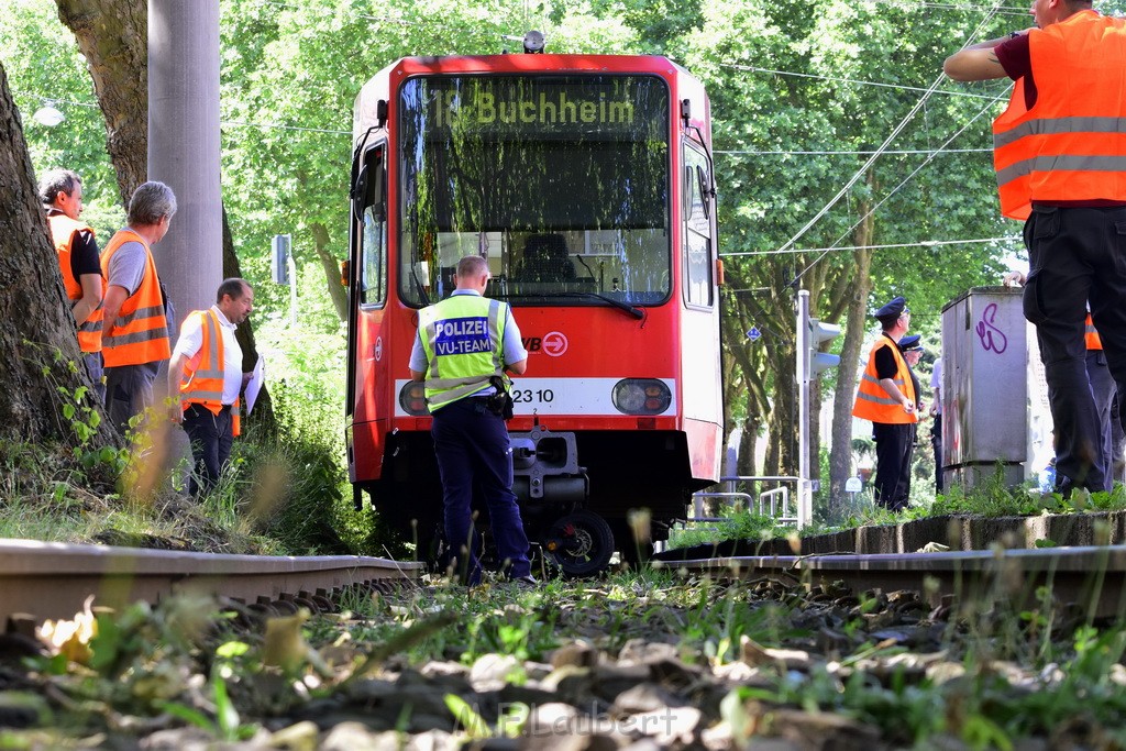 VU Roller KVB Bahn Koeln Luxemburgerstr Neuenhoefer Allee P058.JPG - Miklos Laubert